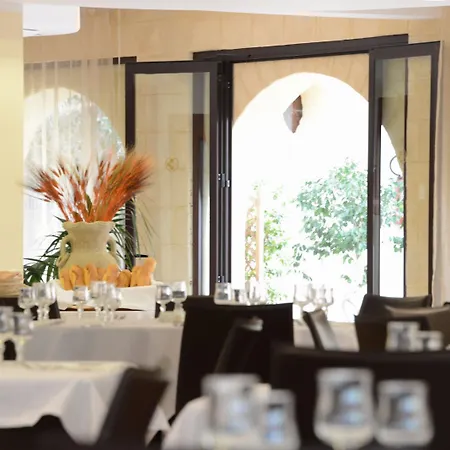 Aparthotel Dolcestate -apartment Campofelice Di Roccella